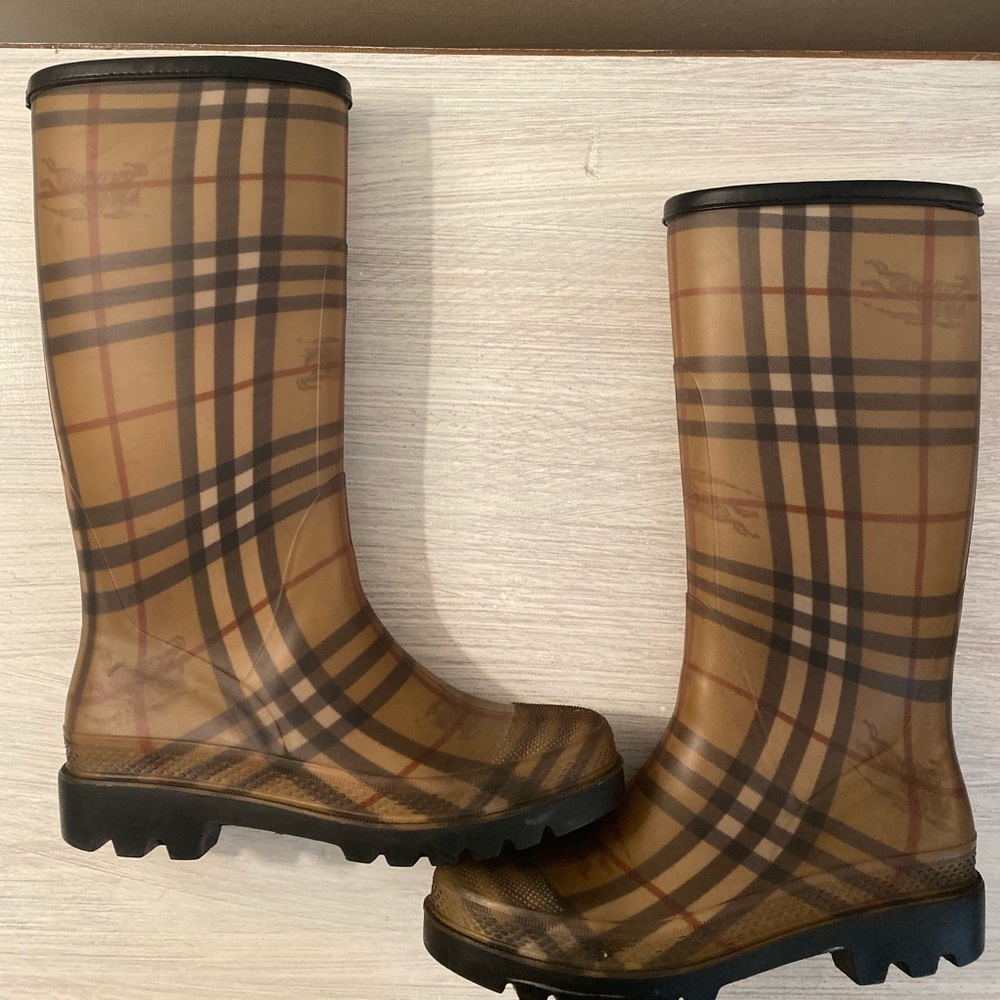 Burberry Rain Boots Size 38
